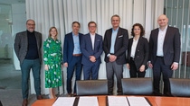 Signing the license agreement (from left to right): Matthias Hoetzl, Director Commercial Sales, Andritz; Katharina Sandriesser, Legal Counsel, Andritz; Dr. Klaus Bärnthaler, Vice President Proposal & Business Development, Andritz; Dietmar Heinisser, Member of the Board, Andritz; Vasilios Galanos, Senior Vice President Intermediates Europe, BASF; Hamideh Ahi, Technical Marketing Manager OASE, BASF; Glenn Langguth, Global Commercial Management OASE, BASF. 
Photo: BASF